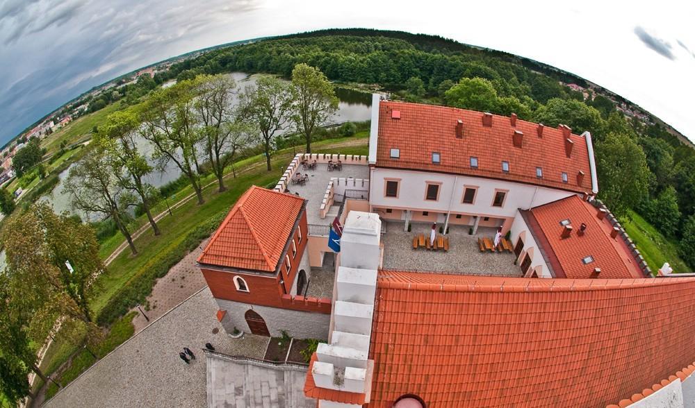 Aparthotel Zamek Gostynin Exteriér fotografie