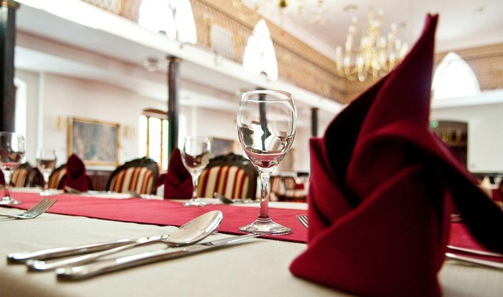 Aparthotel Zamek Gostynin Exteriér fotografie